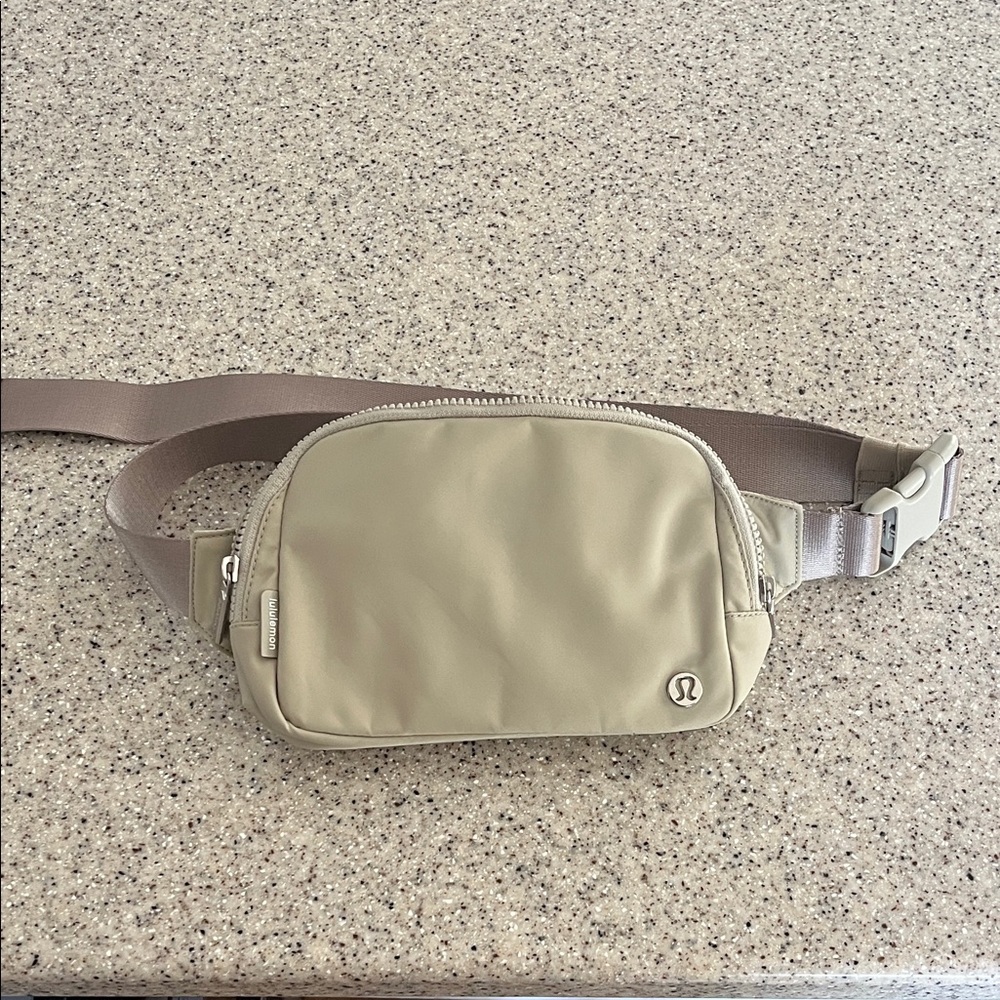 lululemon athletica Beige Belt Bag